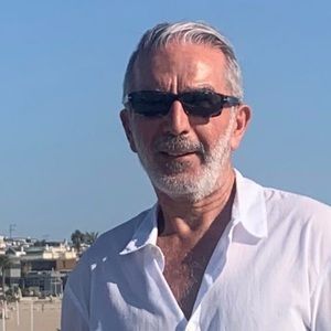 Meet your Posher, Faramarz